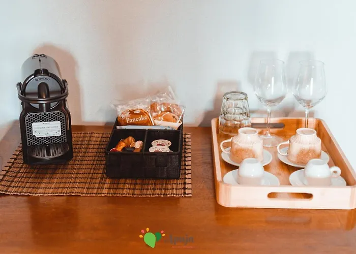 Apuja - Apulian Experience * בארי